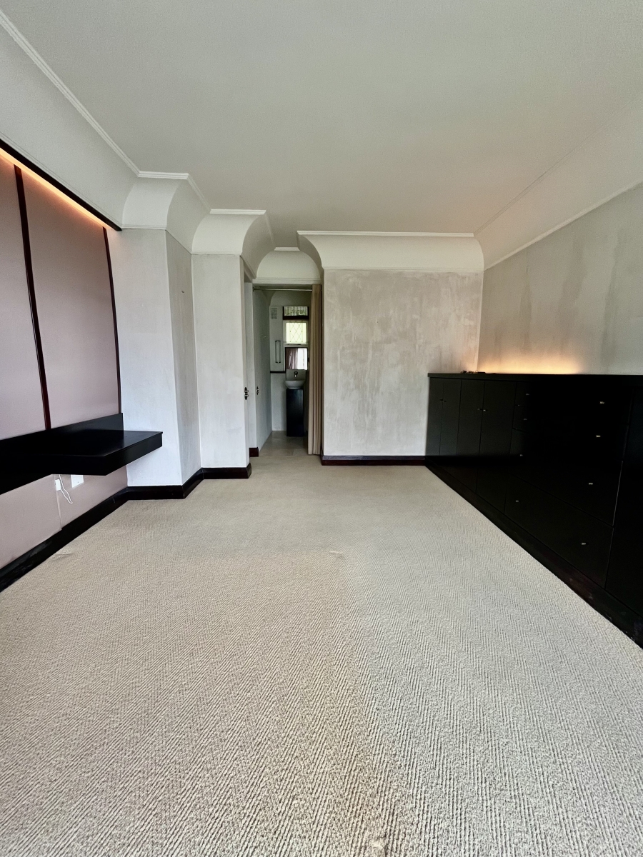 1 Bedroom Property for Sale in Tamboerskloof Western Cape